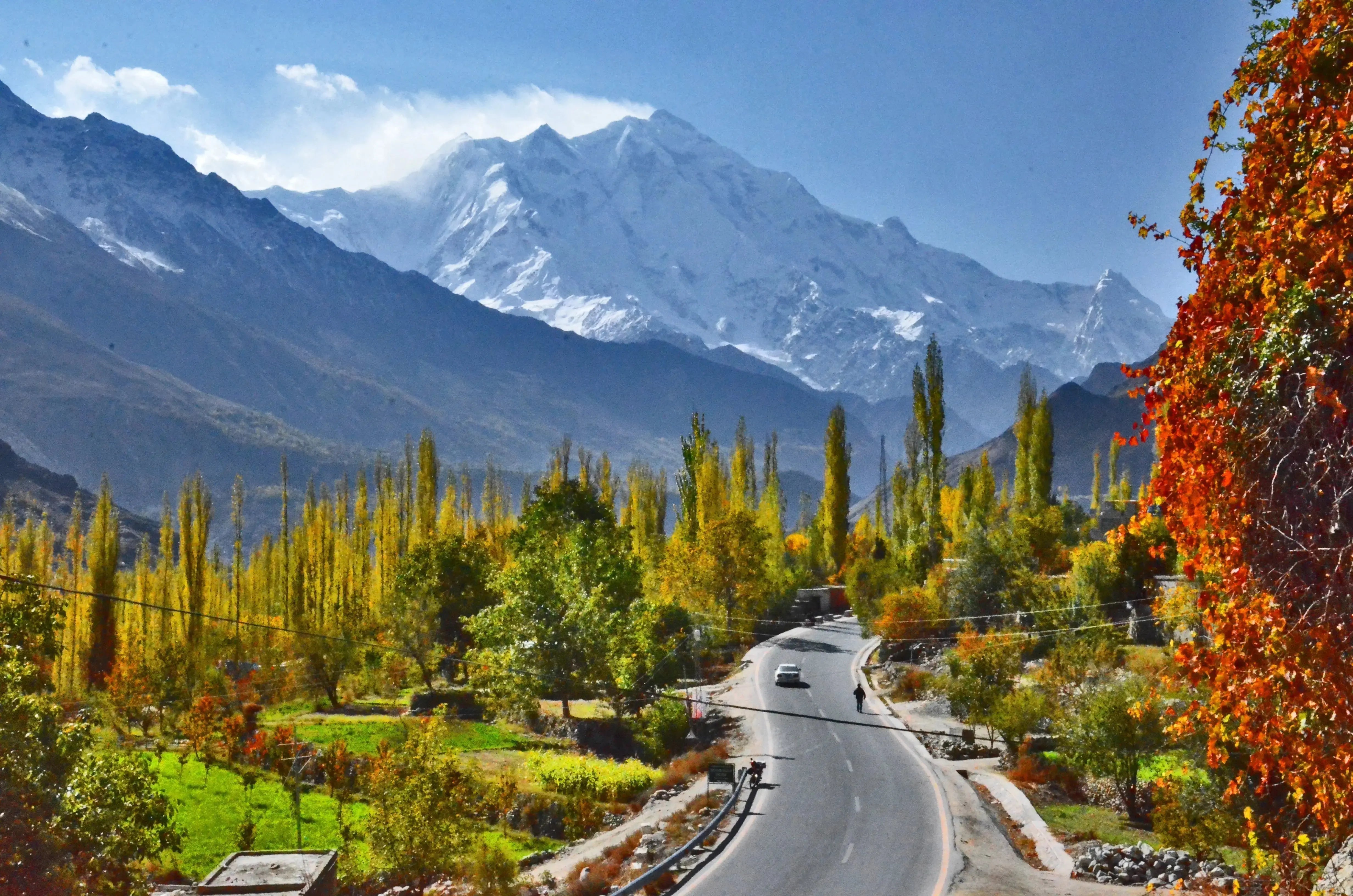 Plan a 7-Day Trip to Hunza — Complete Itinerary with Travel Gear Guide Dominance PK