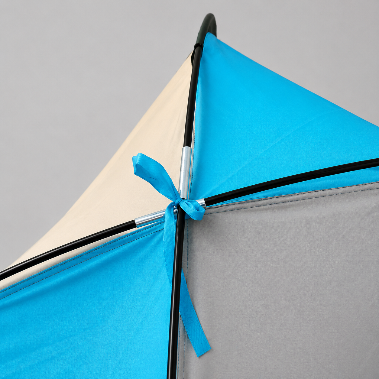6 Person Parachute Tent – Water Resistant