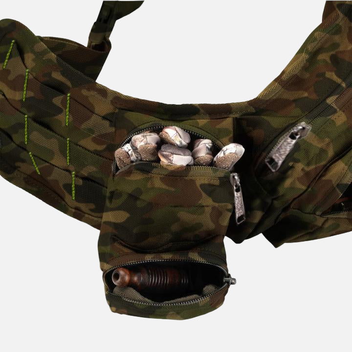 Camouflaged design, 6 pocket waist bag. Spacious and comfortable to wear.
