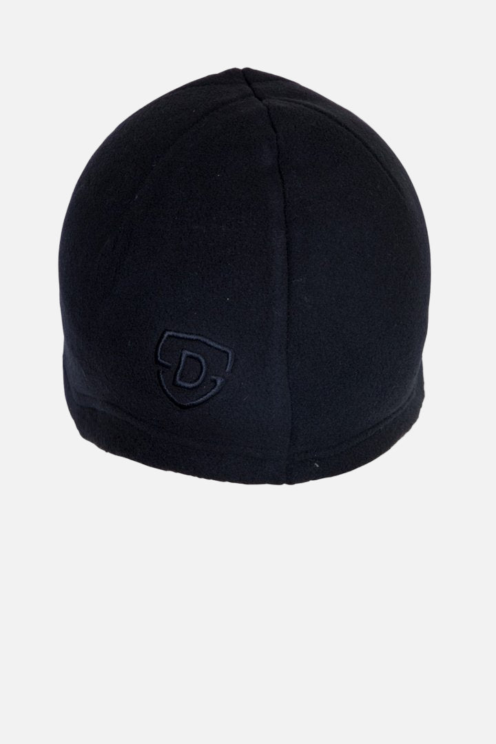 Black colored, winter beanie hat/cap.